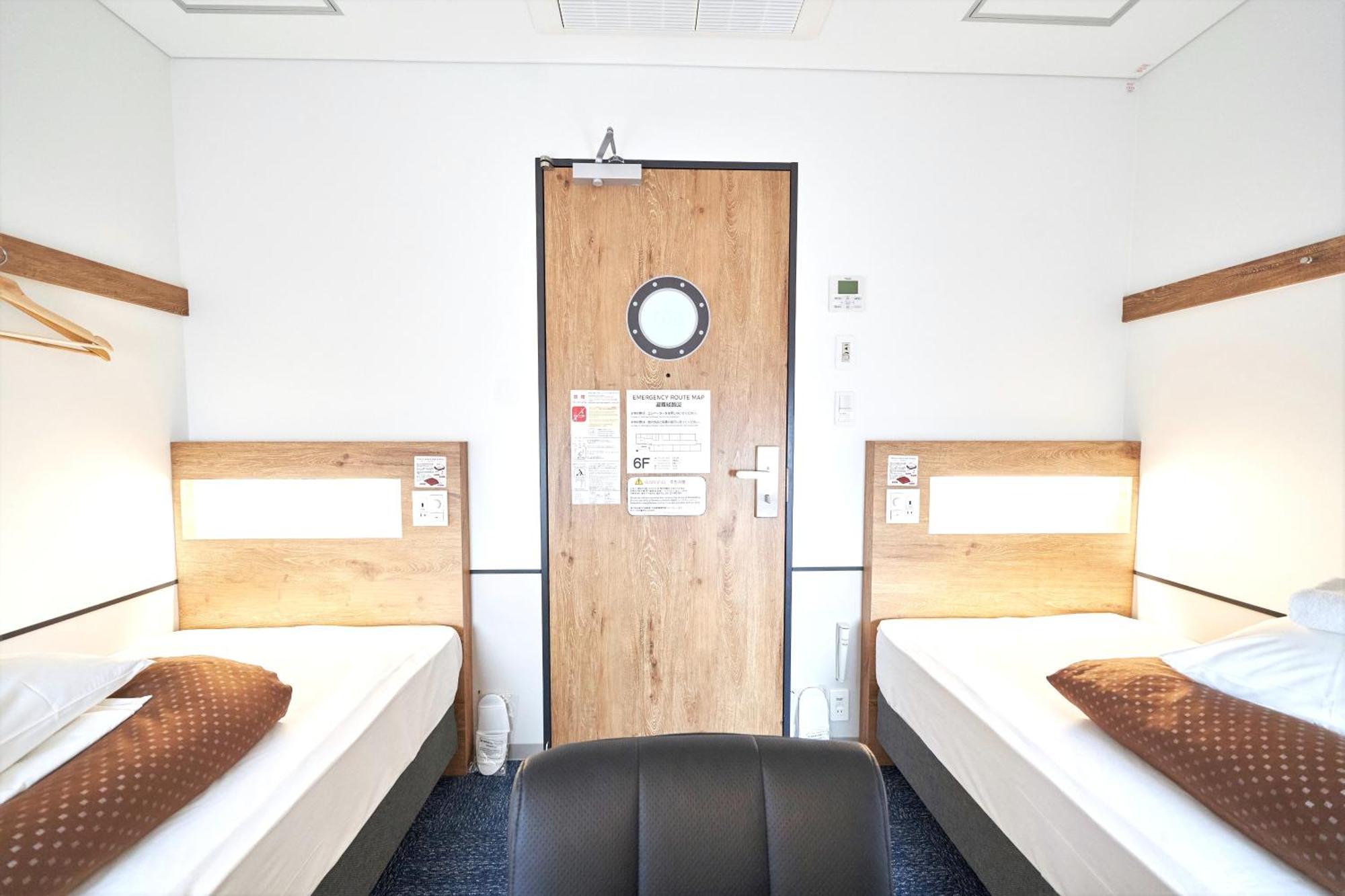 Webase Hakata Hostel Φουκουόκα Δωμάτιο φωτογραφία